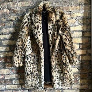 NWOT Zara faux leopard coat